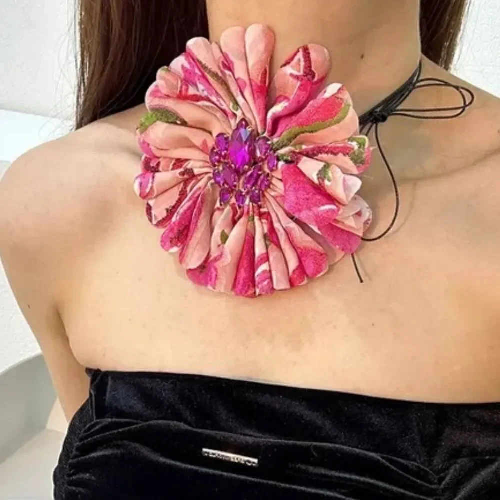 Pink Floral Pendant Necklace M499